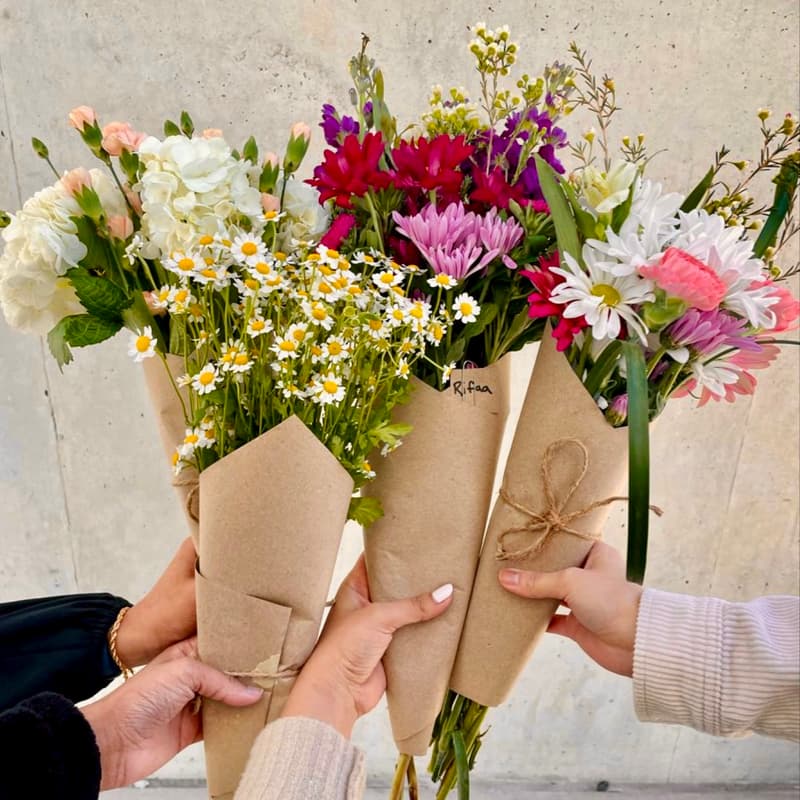 Cover Image for Grow Your Circle: Flower Exchange 💐