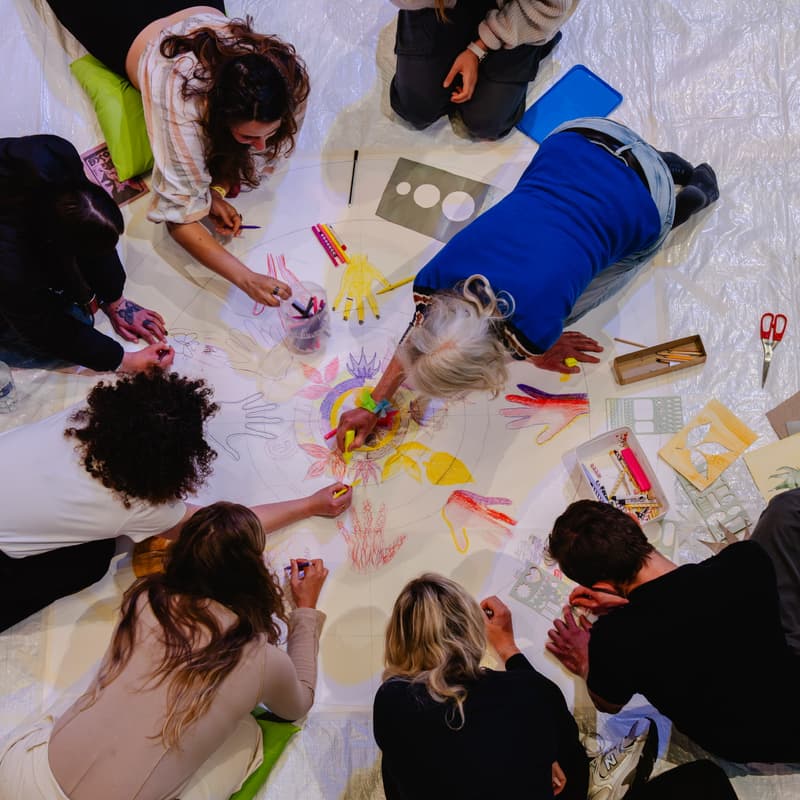 Cover Image for Offline Craft Club | London