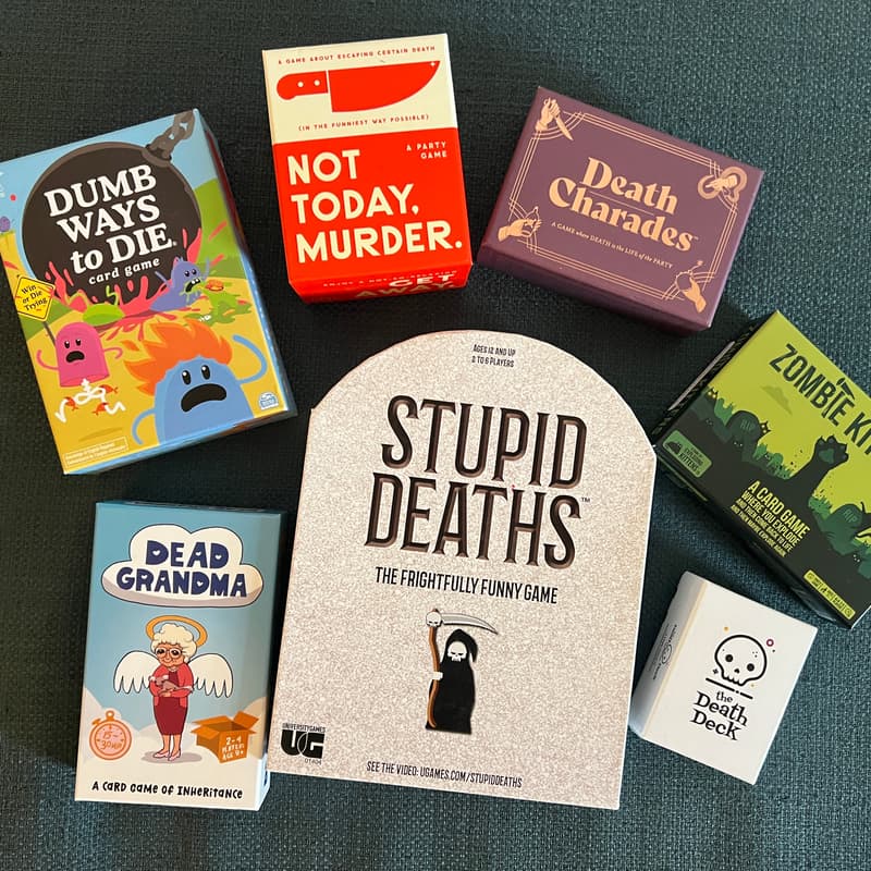 Cover Image for Minding Our Mortality: Game Night