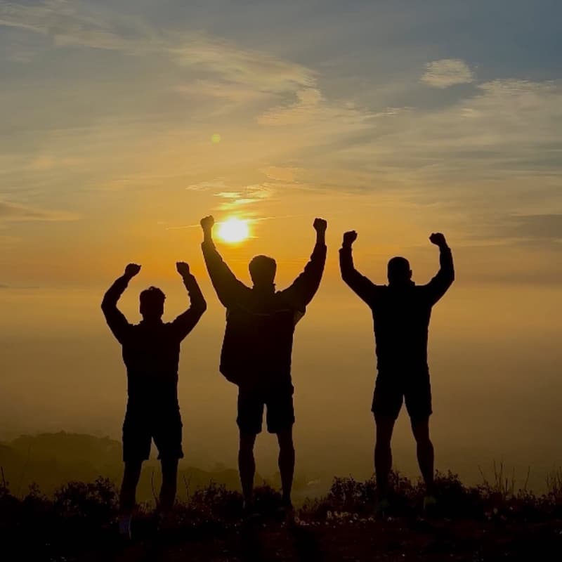 Cover Image for SUNSET RUN & CHILL