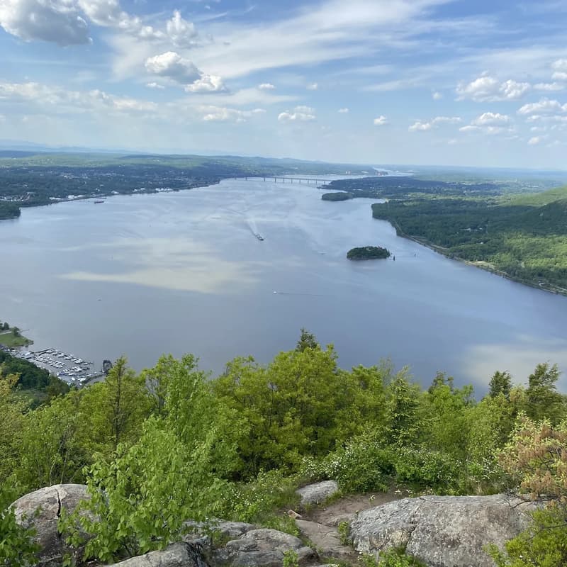 Cover Image for Sapphic Hiking Club: Hard Hike in Storm King State Park, NY 👯‍♀️🏳️‍⚧️🩷🤍🩷🥾💚🌳