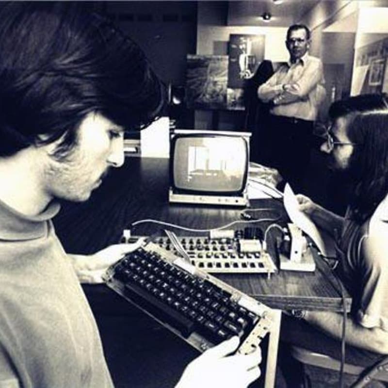 Cover Image for THE GARAGE: DC Young Builders Circle