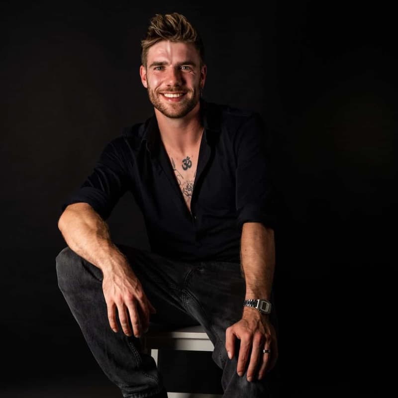 Cover Image for Lucas: Behind Closed Doors