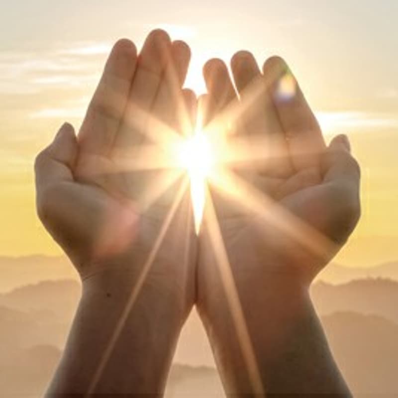 Cover Image for Empower Your Well-being Digital Reiki Program: 6-Session Journey for Enhanced Focus, Clarity, and Holistic Well-being (Series B)