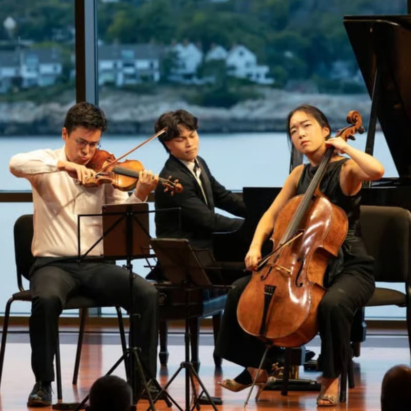 Cover Image for Trio Eris