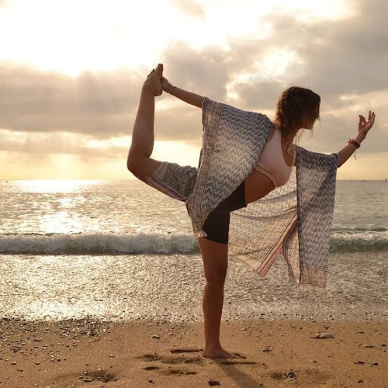 Cover Image for Zen Morning: Elemental Yoga Flow with Cami