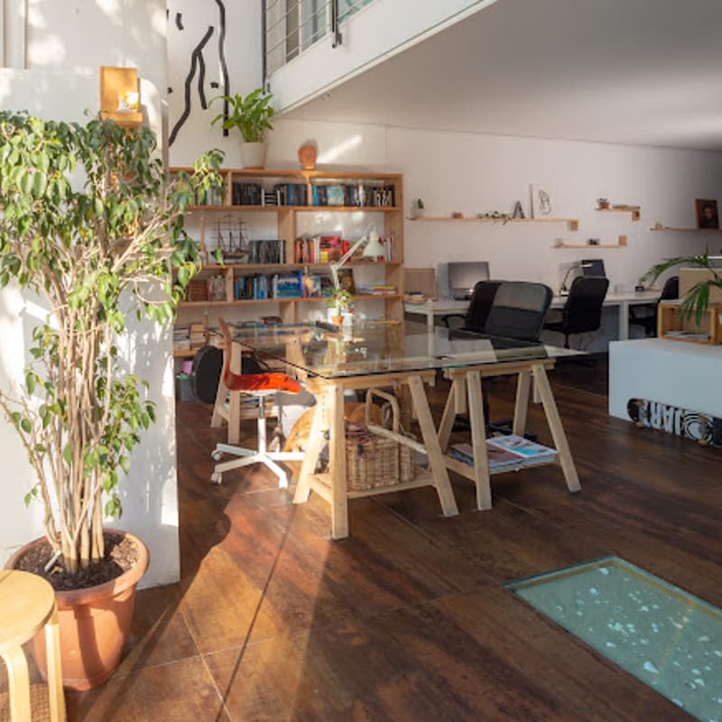 Cover Image for Coworking Sessions | Beachside Coworking, Lunch & Afterwork