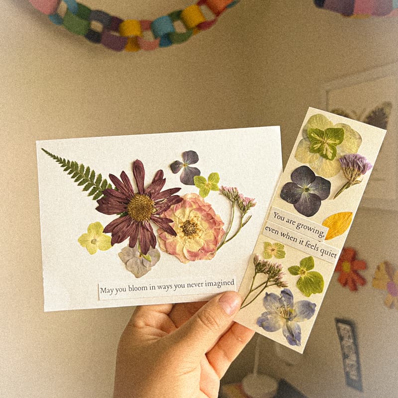 Cover Image for Bloom & Create: Pressed Flower Art Workshop🌷☕