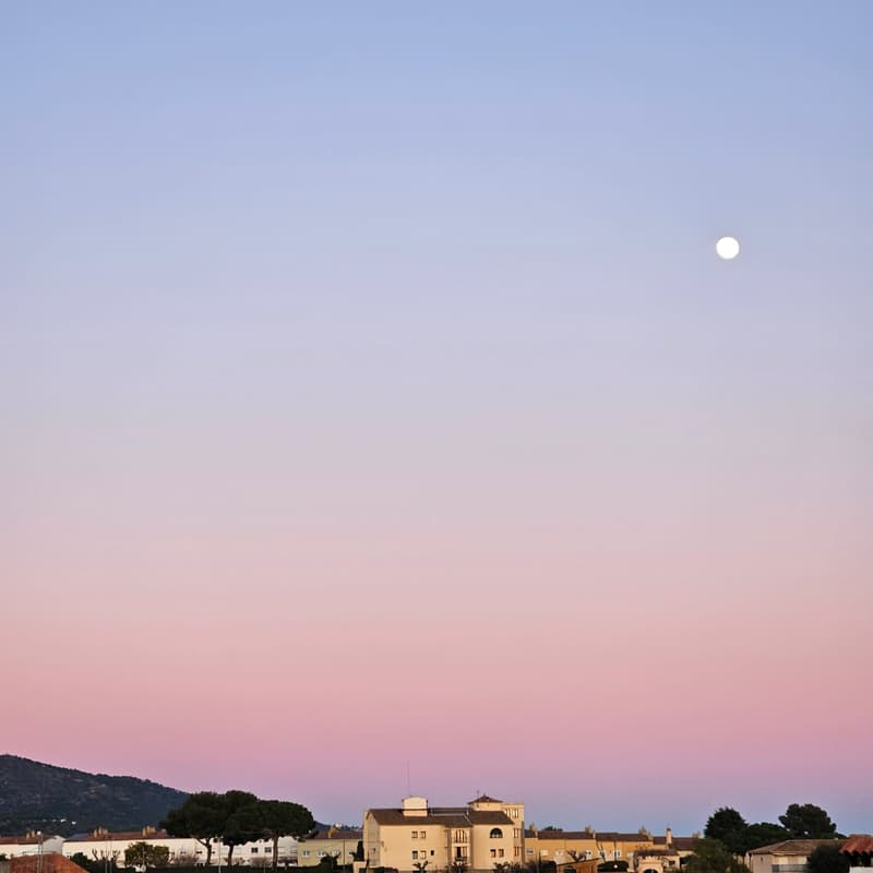 Cover Image for Full Moon - Group Breathwork Session
