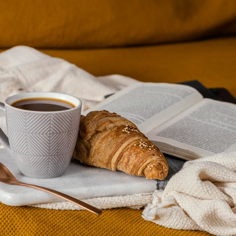 Cover Image for Bookclub010 X Savor & Nosh present: Silent Bookclub📚🥐