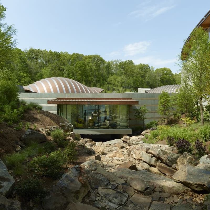 Cover Image for Wednesday Morning Option 1: Crystal Bridges Tour