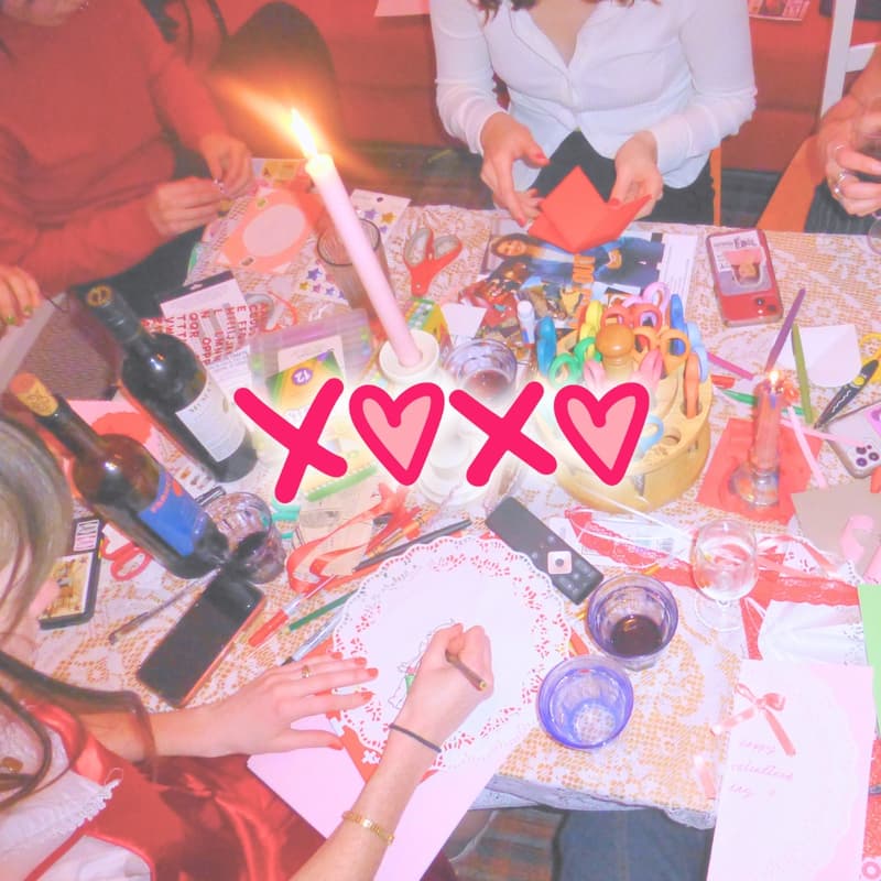 Cover Image for Valentine's Day Crafts