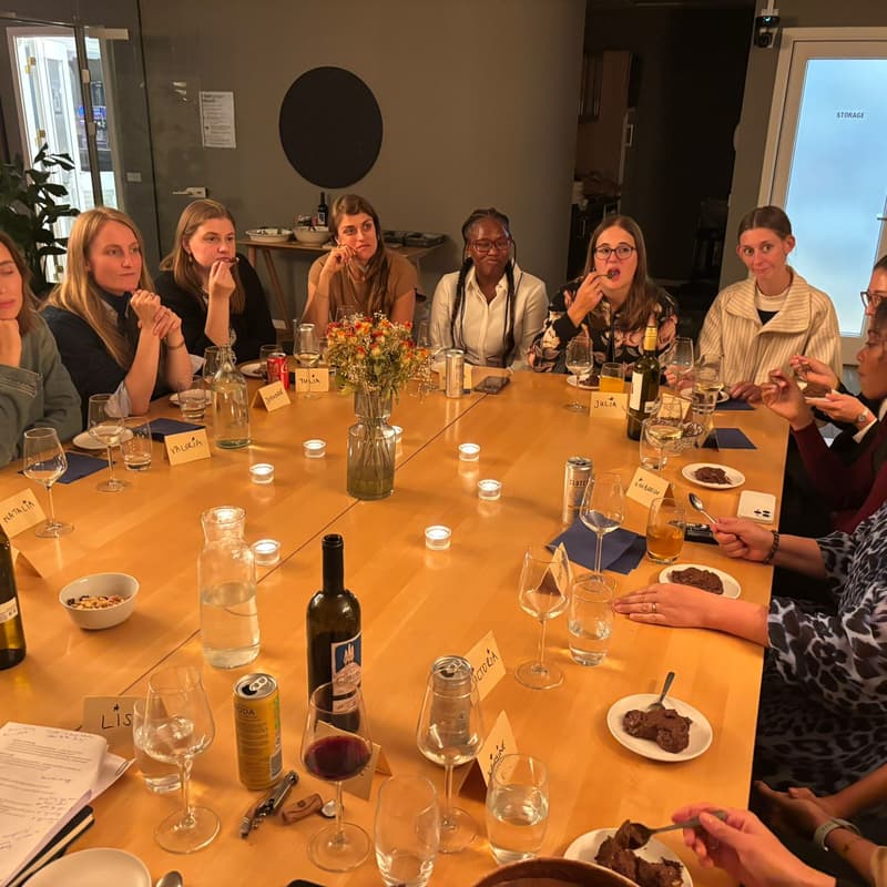 Cover Image for Mad Money Club: Mastering Your Personal Finances