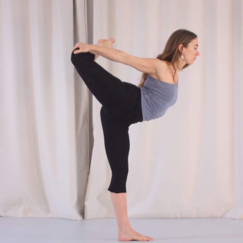 Cover Image for Yoga with Lucie - LIVE FROM HOME