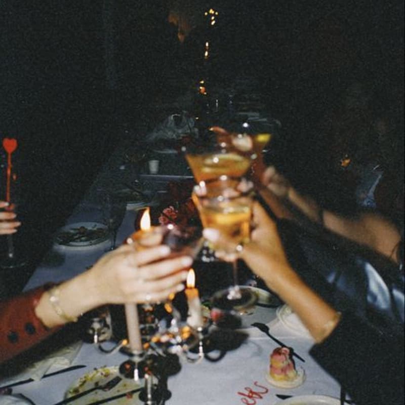 Cover Image for ME: Parents’ Night Out (Raising Bilingual Children)