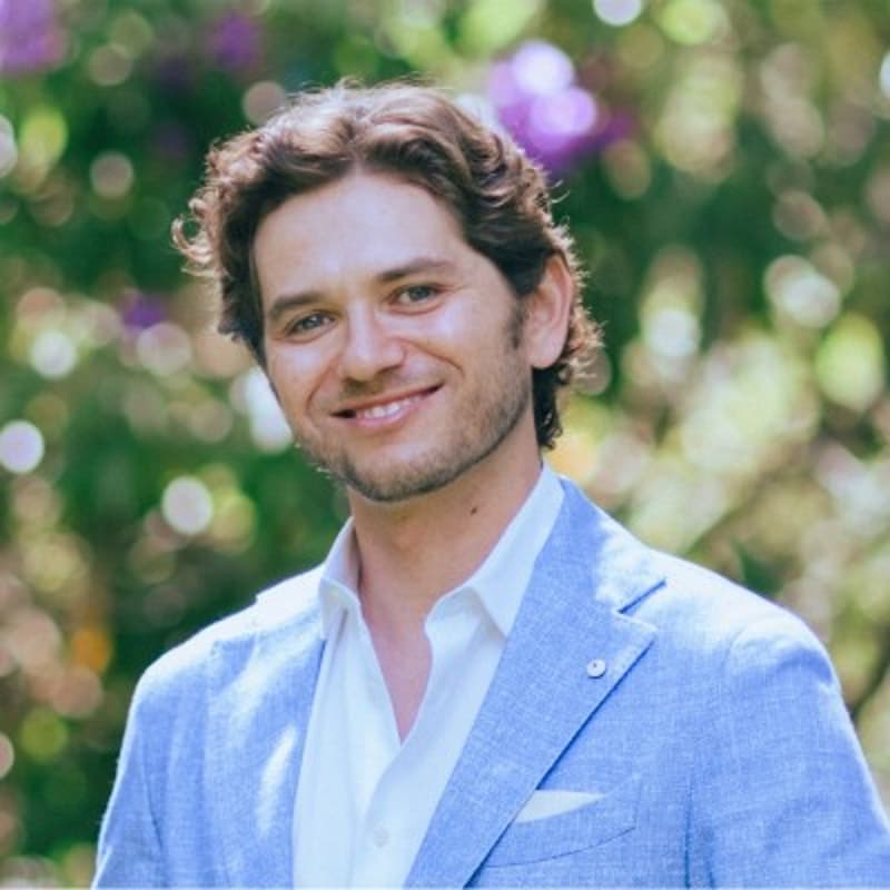 Cover Image for International Expansion pt. 1 : Deciding if outsourcing and/or expanding internationally is right for your org with Iggy Moliver, Managing Partner, Product & Strategy at Remedy Product Studio