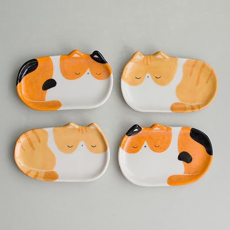 Cover Image for Ceramics Workshop "Fall in Love with Clay: I Love Cats! 😍 Plate"