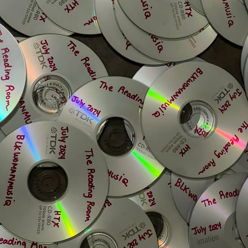 Cover Image for SHOW & TELL w/ blkwomanmusiq