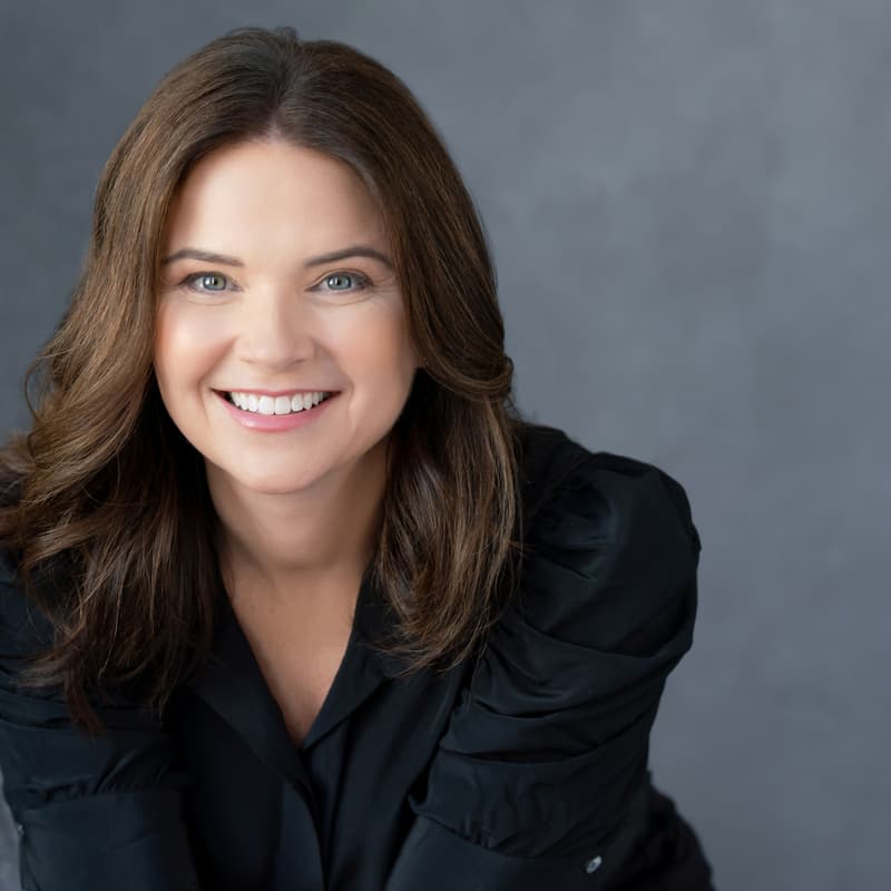 Cover Image for Happy To Help: Adventures of a People Pleaser — with Amy Wilson of What Fresh Hell