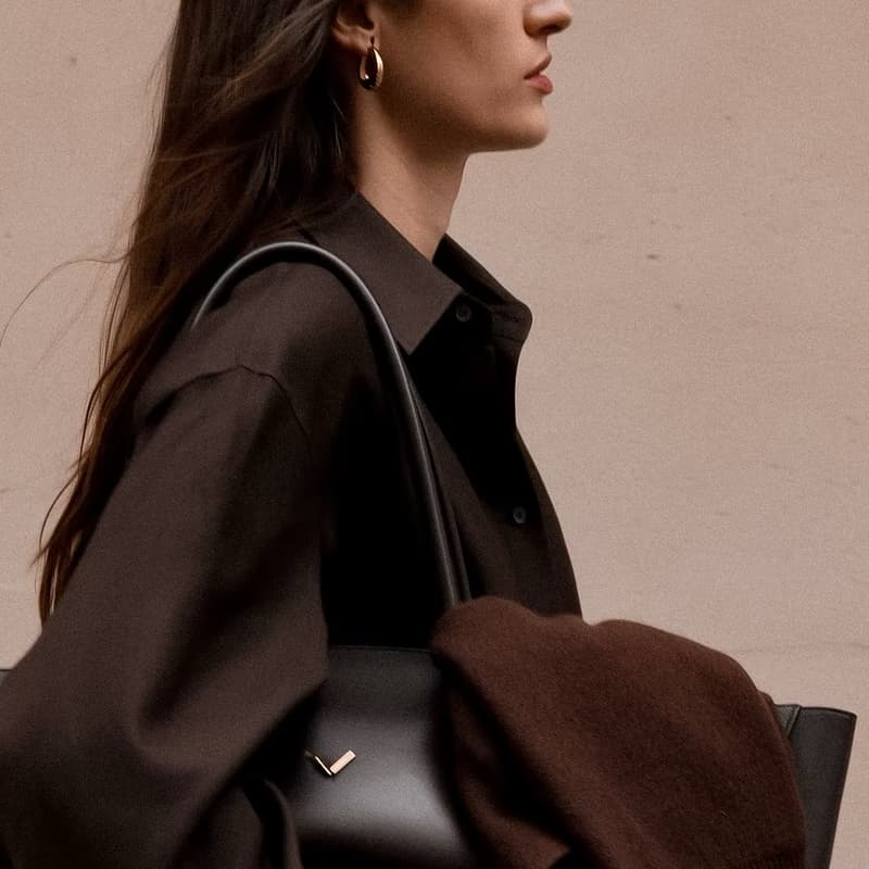 Cover Image for Ambitious Women: Start Doing What Moves You Forward