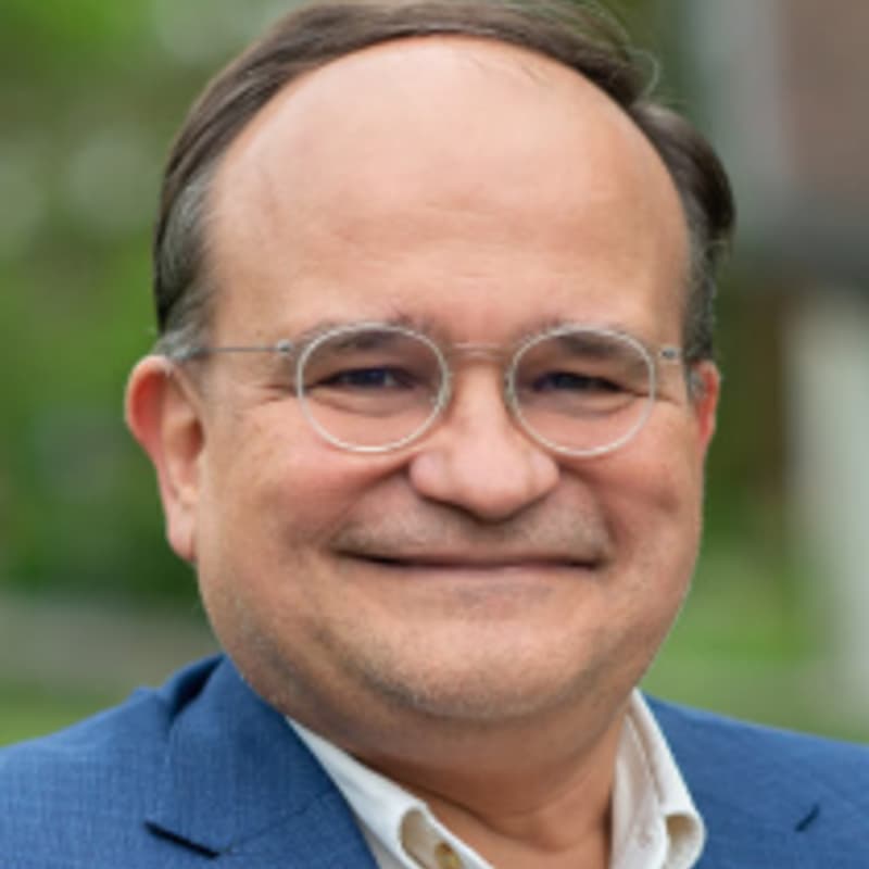 Cover Image for MonkeySide Chat - Carlos Alvarez Pereira (Secretary General, Club of Rome) with Prof. Gail Whiteman & Joep van Lieshout