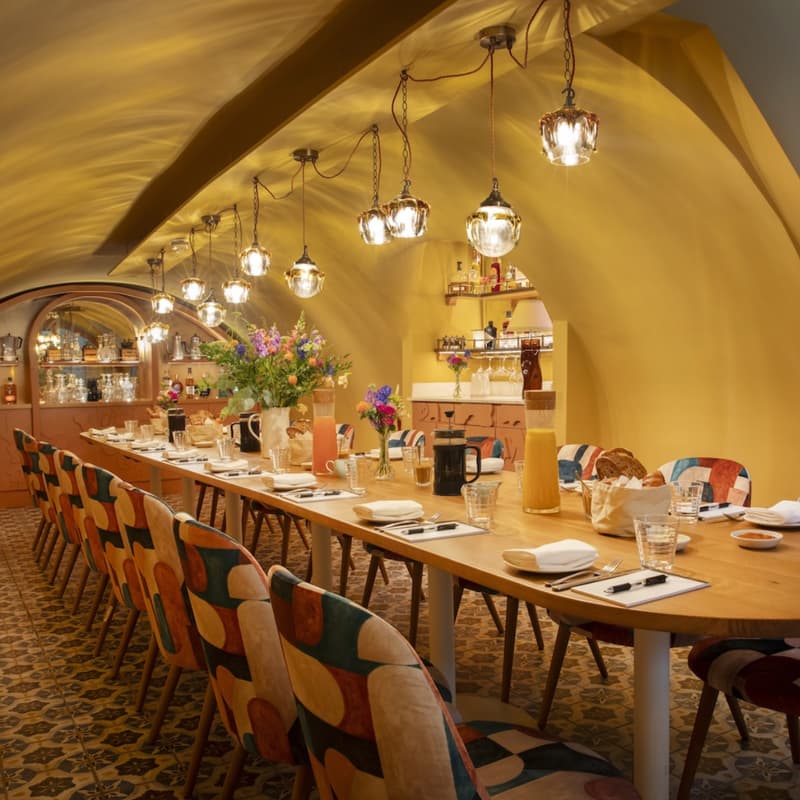 Cover Image for RevOps in the Age of AI