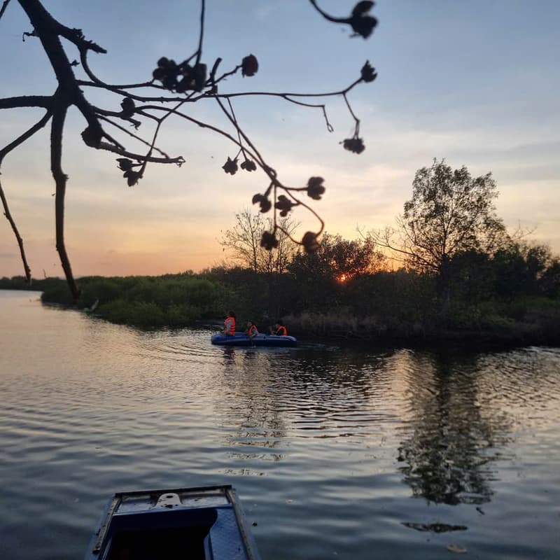 Cover Image for Vũng Tàu Qua Nhịp Sống Địa Phương