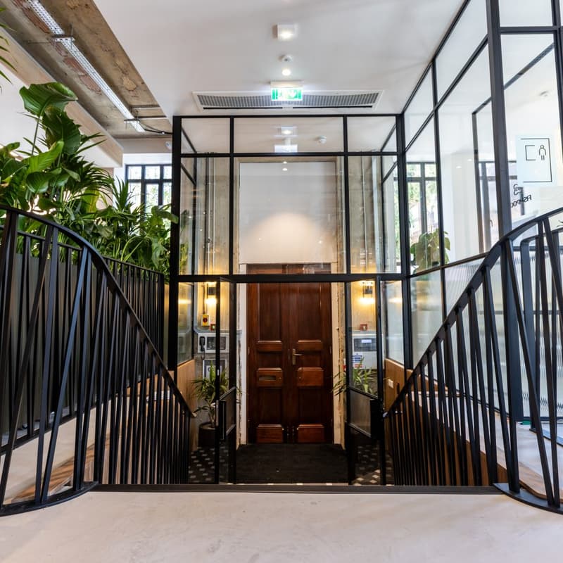 Cover Image for Queens House, St Albans