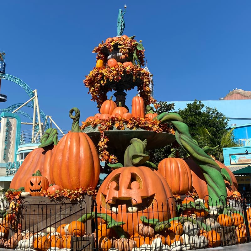 Cover Image for Knott’s Spooky Farm Playdate!
