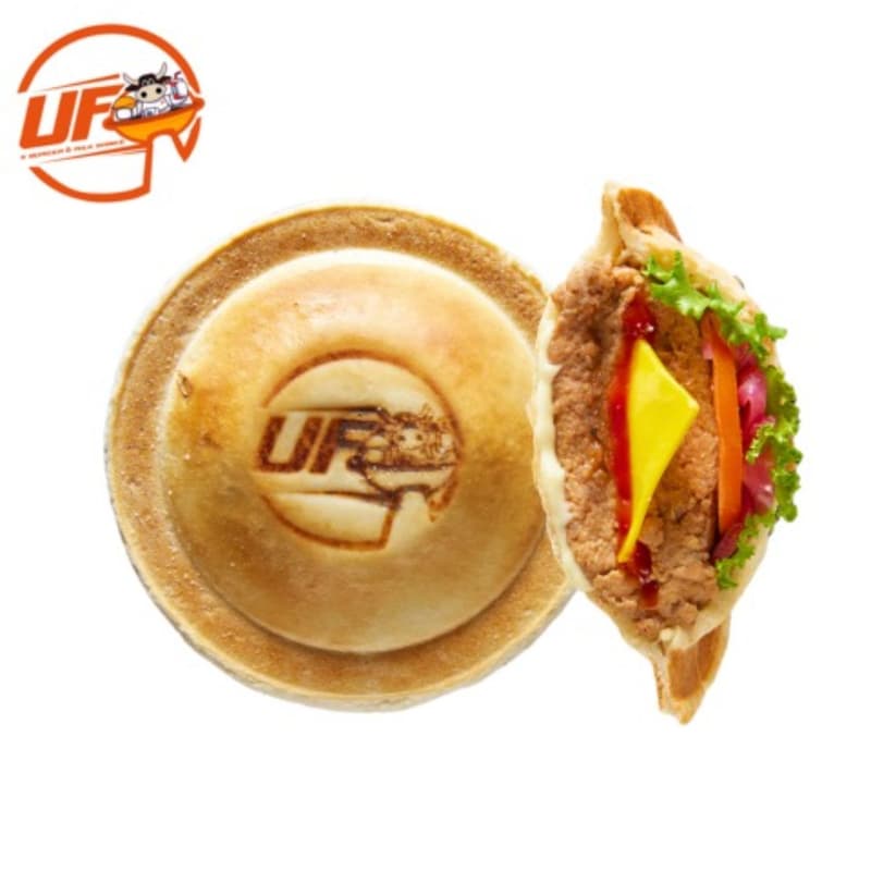 Cover Image for Beyond the Bun: UFOs and AI WORKSHOP (FIRST IN SG)