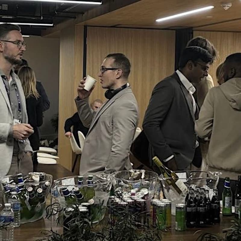 Cover Image for London Small Business Meetup (Food & Hospitality Circle) — AI Chat