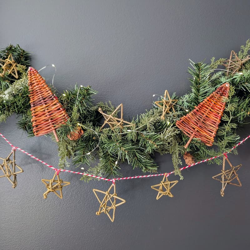 Cover Image for Willow Ornament Make + Take @ Hello Pretty Market