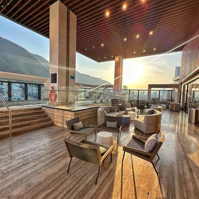 Cover Image for Monterrey’s #1 Networking Place – Beer Night at Hilton Rooftop