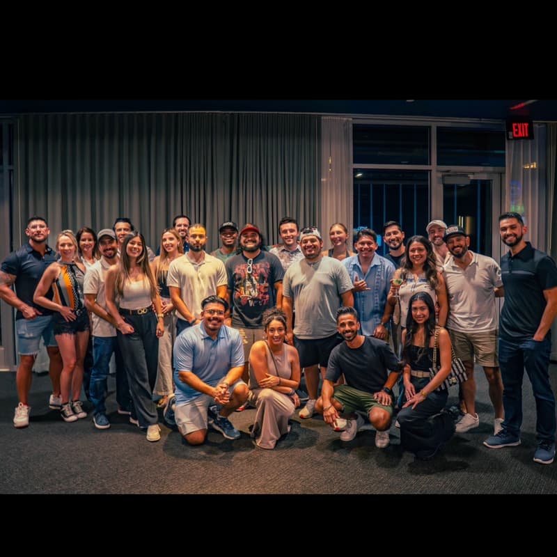 Cover Image for Young Professionals Network Presents: Connect + Give Back (Food Drive/Networking Event)