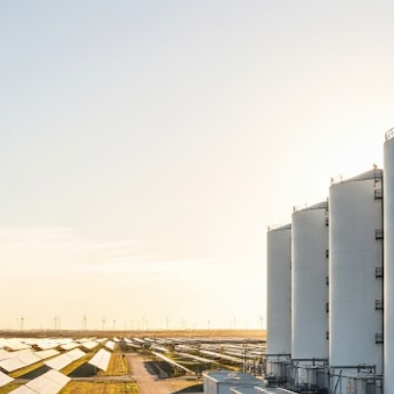 Cover Image for Stockage d'énergie longue durée : relever le défi du stockage de l'énergie renouvelable -Long Duration Energy Storage: meeting the challenge