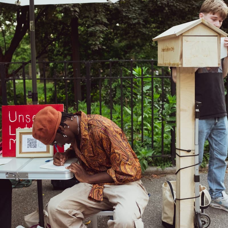 Cover Image for Subway Mailbox Pop-Up