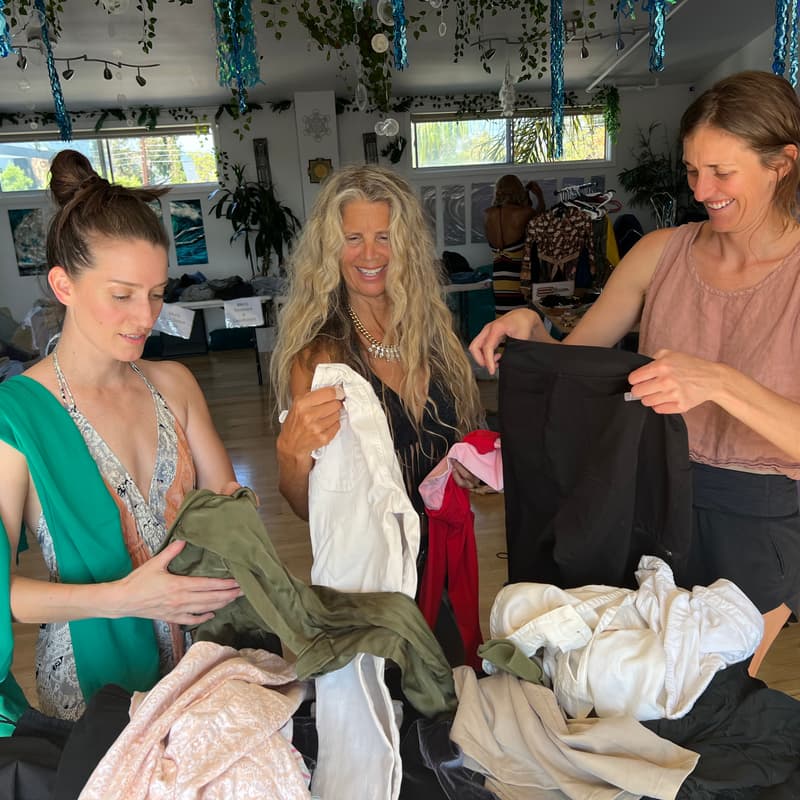 Cover Image for August Clothing Swap in Venice! ☀️