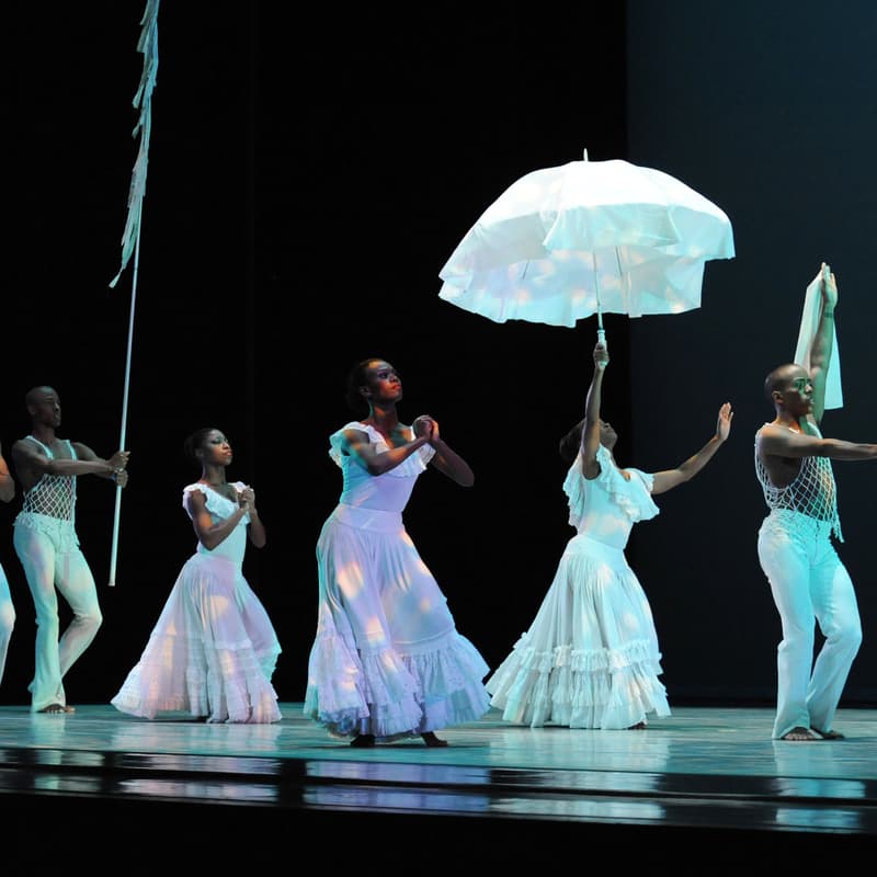 Cover Image for Alvin Ailey American Dance Theatre Performance & Pre-Show Meet Up