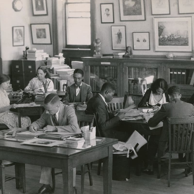 Cover Image for INDEPENDENT STUDY