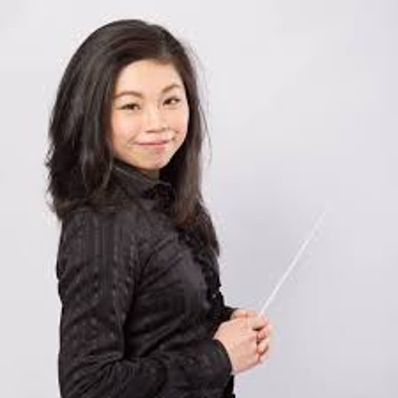 Cover Image for Elim Chan '09 Conducts the SF Symphony