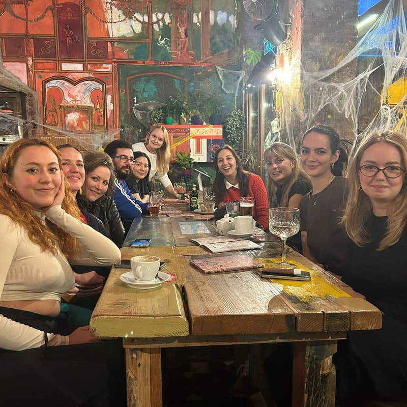 Cover Image for UX Budapest Meetup: Casual Meet & Drink 🍻🎉