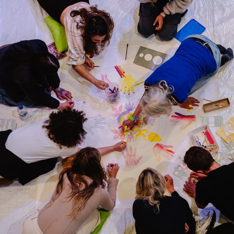 Cover Image for FREE Community Kick-Off | Lisbon’s Biggest Offline Artwork