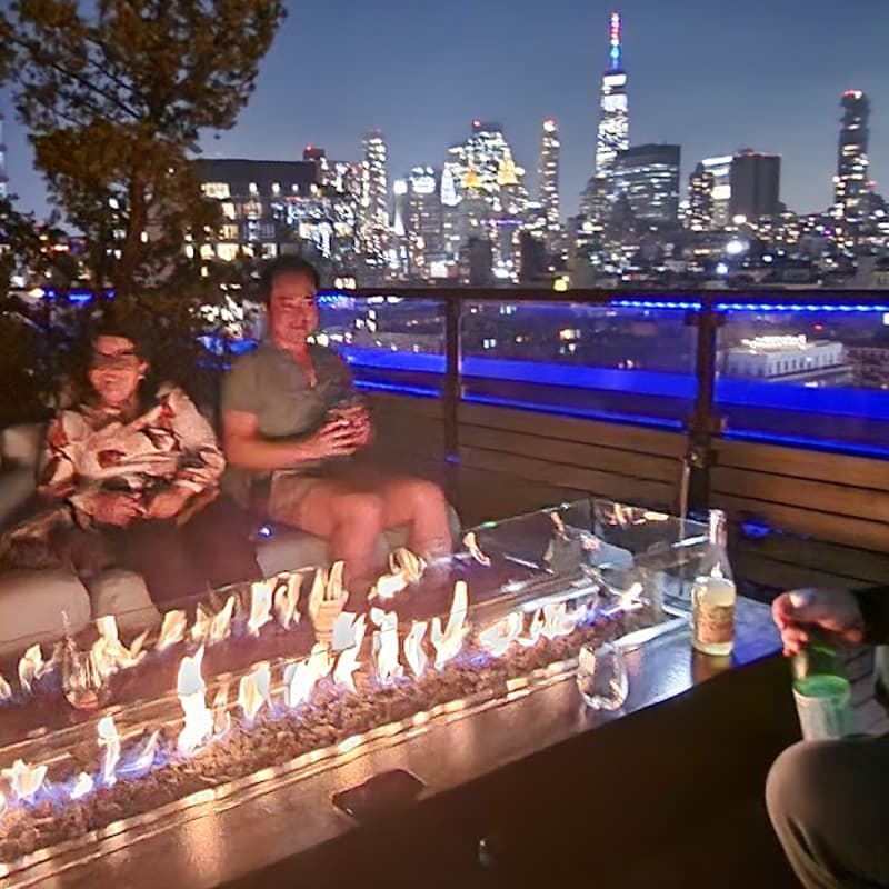 Cover Image for Xoogler NYC Friendsgiving 2025