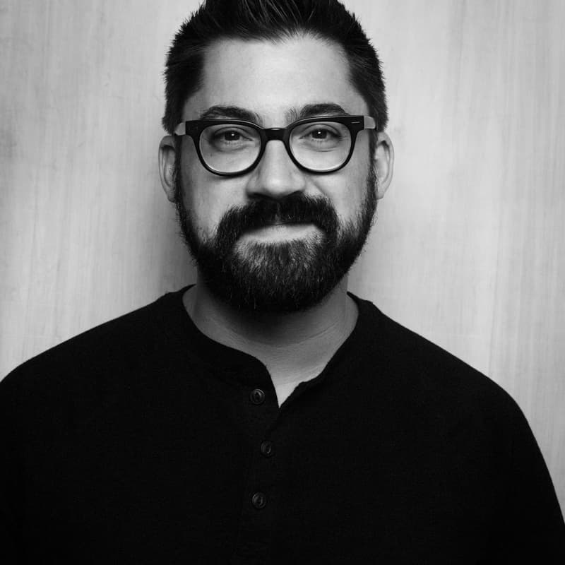 Cover Image for Austin Kleon: On Making Art in a Noisy World (Substack Live)