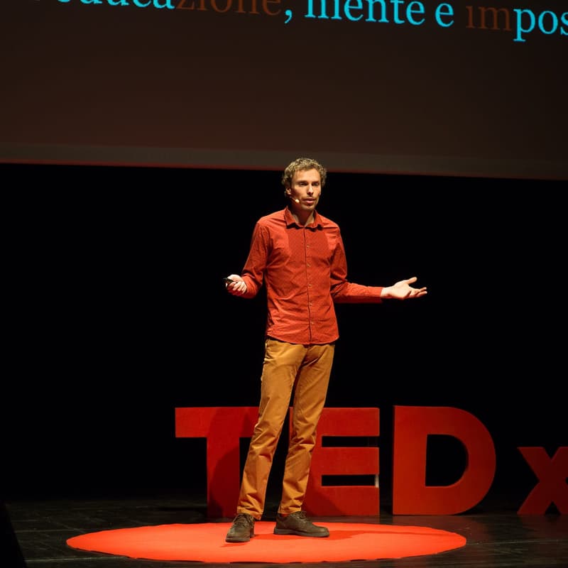 Cover Image for The Business Of Speaking with Sébastien Roger (+ Networking)
