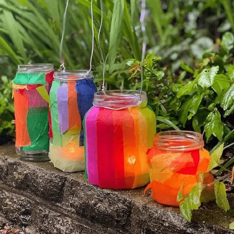 Titelbild für Kreativkurs - wir basteln Windlichter aus Glas 4+ mit Yvonne