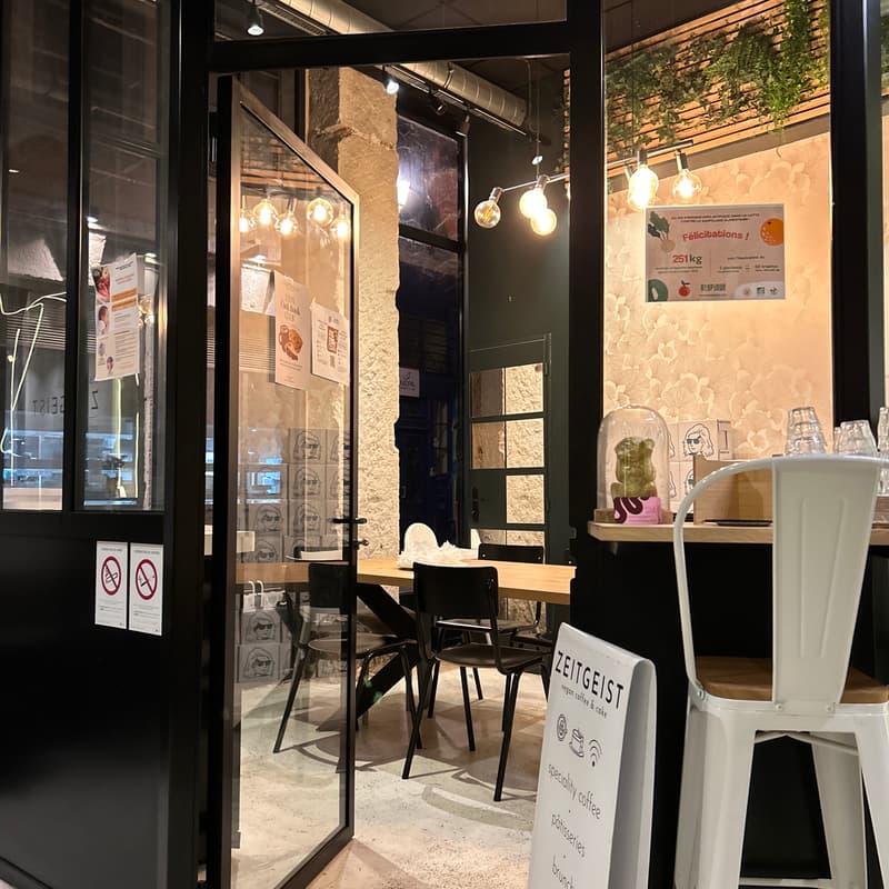 Cover Image for Repas végan et coworking efficace