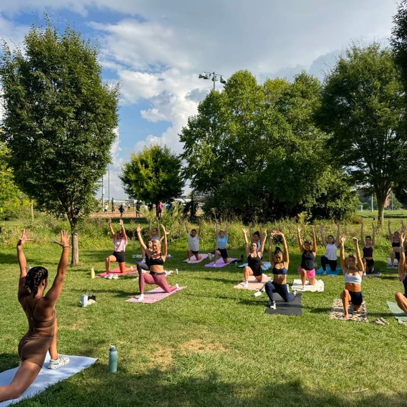 Cover Image for Yoga ๐งโโ๏ธ๐งโโ๏ธ