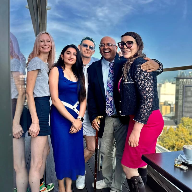 Cover Image for Social Networking