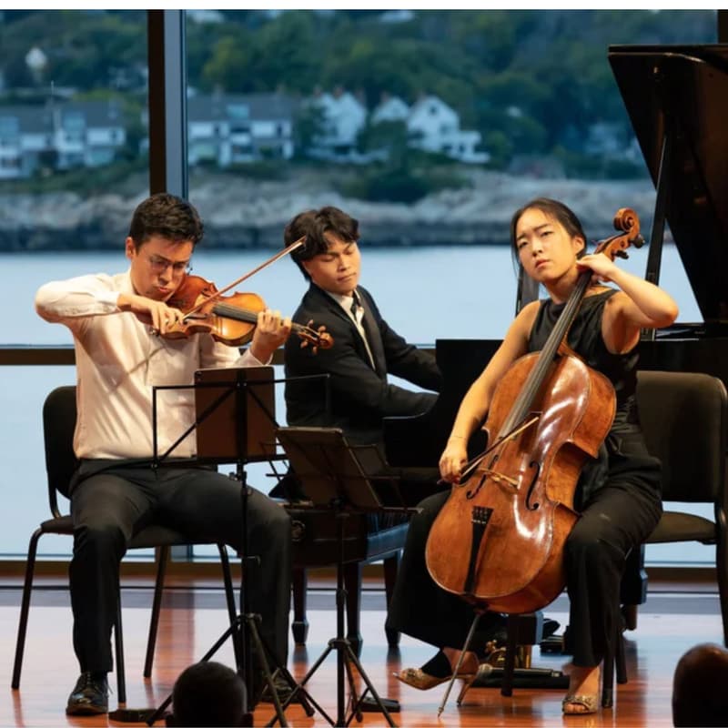 Cover Image for Trio Eris